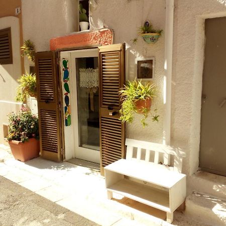 Apartamento La Casa Di Lo Monopoli Exterior foto